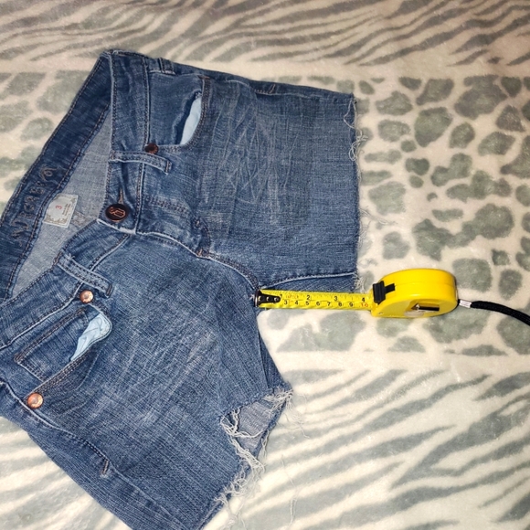 Decree jean shorts sz 3 juniors excellent condition. - Picture 4 of 7